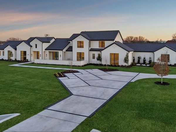 1410 Clydesdale Road, Bartonville, TX 76226