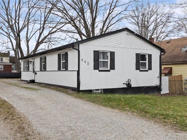 942 Winton Avenue, Akron, OH 44320