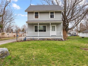 255 E 42nd Street, Lorain, OH 44052