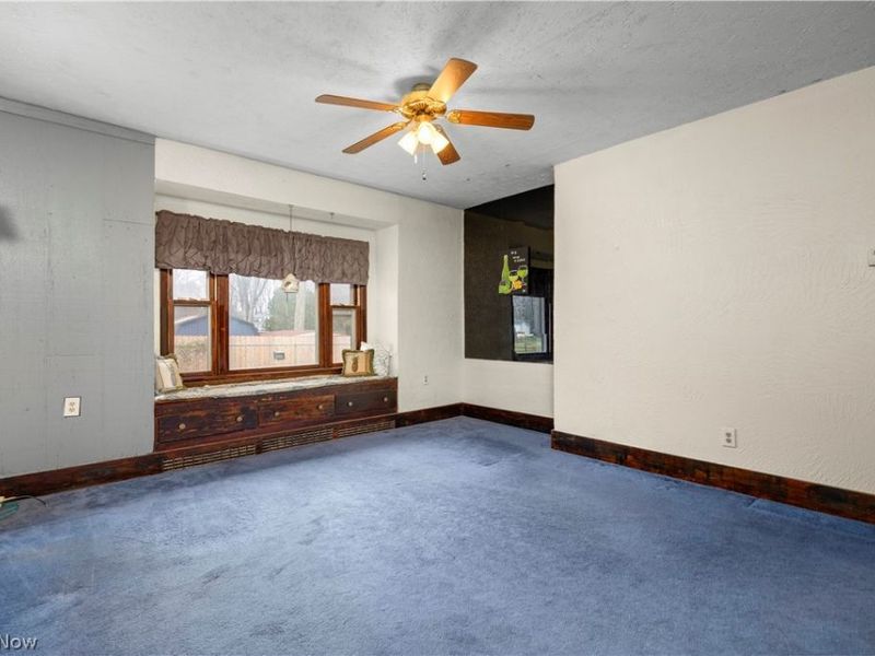 255 E 42nd Street, Lorain, OH 44052 Photo 14