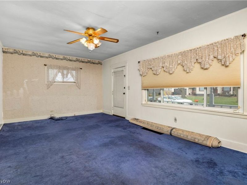 255 E 42nd Street, Lorain, OH 44052 Photo 21