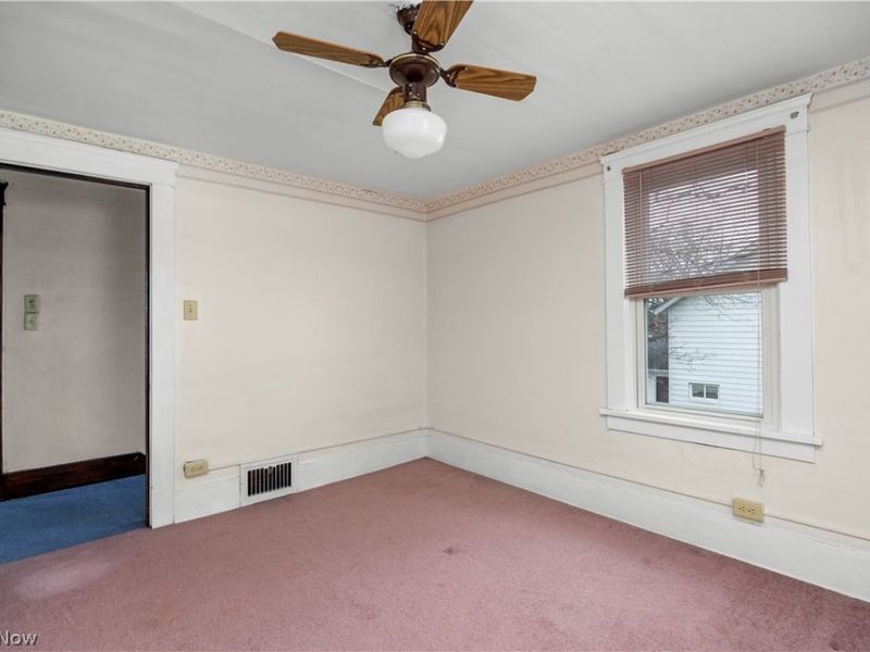 255 E 42nd Street, Lorain, OH 44052 Photo 24