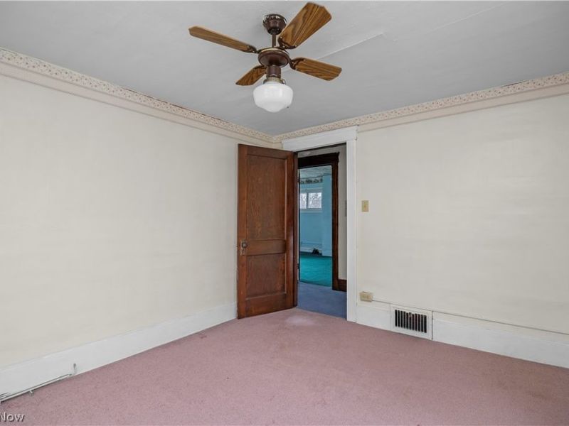 255 E 42nd Street, Lorain, OH 44052 Photo 25