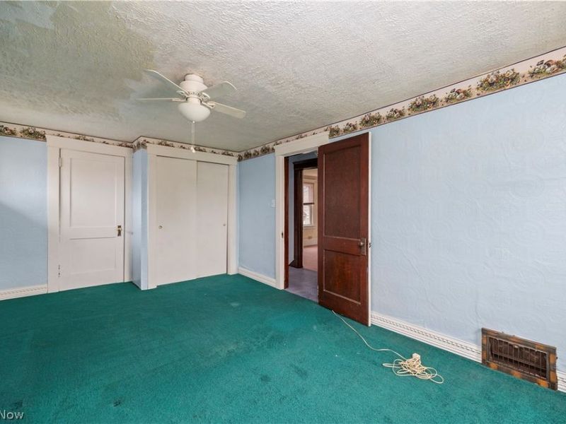 255 E 42nd Street, Lorain, OH 44052 Photo 28