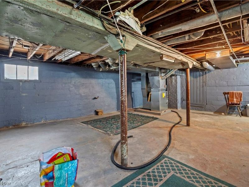 255 E 42nd Street, Lorain, OH 44052 Photo 38