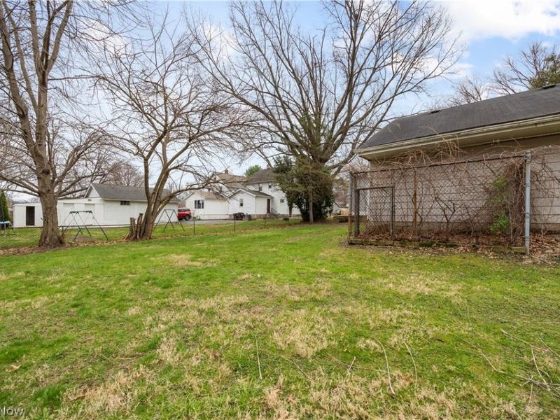 255 E 42nd Street, Lorain, OH 44052 Photo 44