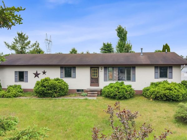 301 Ragen-Bogen Drive, Gaylord, MI 49735