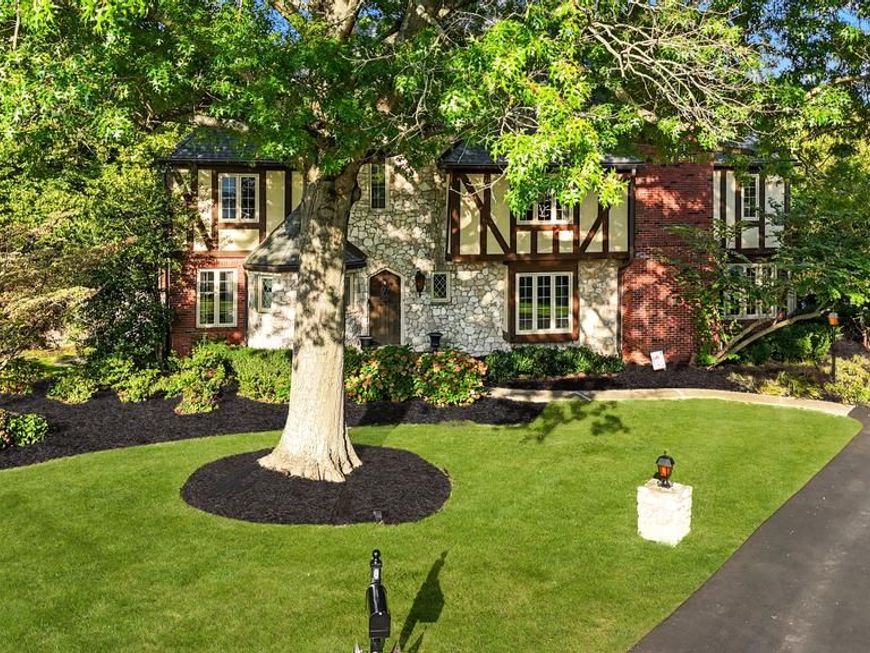 8 Moon Circle, Yardley, PA 19067 Main Photo