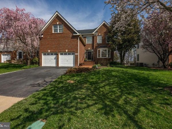 20338 FISHERS ISLAND COURT, ASHBURN, VA 20147