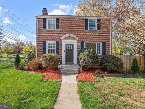 2600 ARCOLA AVENUE, SILVER SPRING, MD 20902