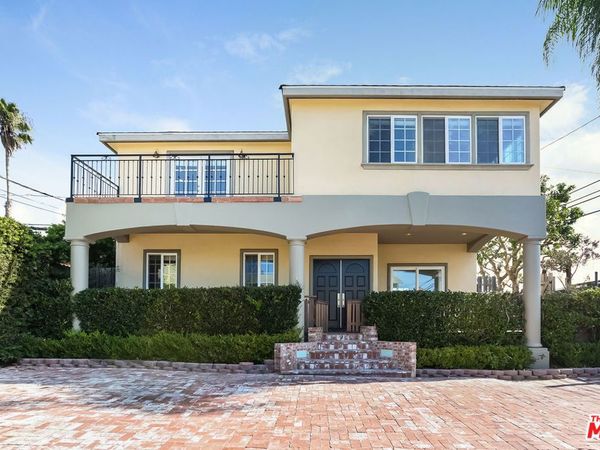 252 HAMPTON Drive, Unit E, Venice, CA 90291