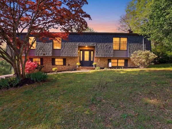 2404 Horseshoe Drive, Soddy Daisy, TN 37379