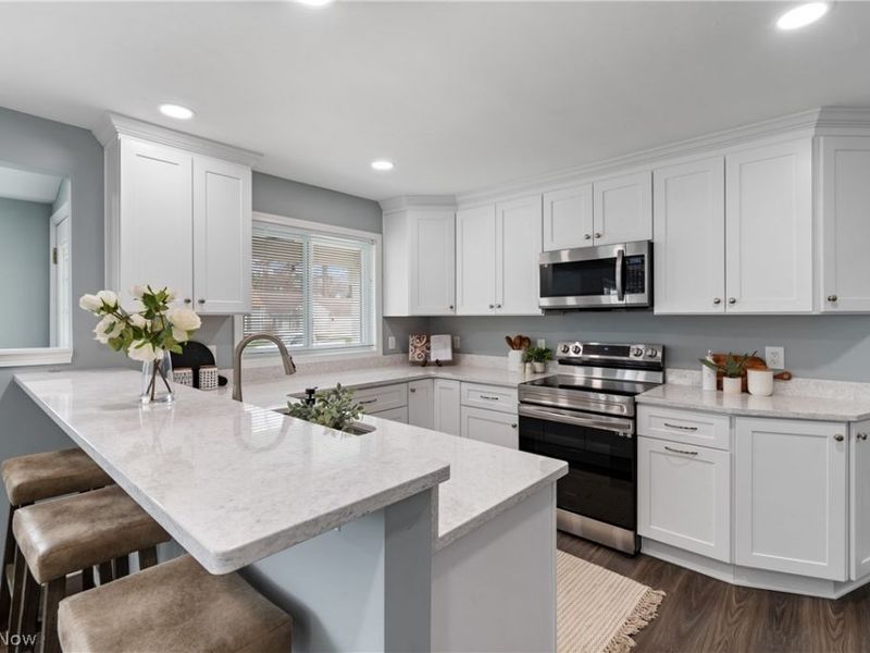 400 Elmwood Road, Bay Village, OH 44140 Photo 14