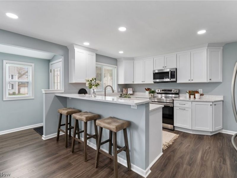 400 Elmwood Road, Bay Village, OH 44140 Photo 8