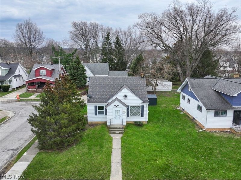 19200 Pasnow Avenue, Euclid, OH 44119 Photo 1