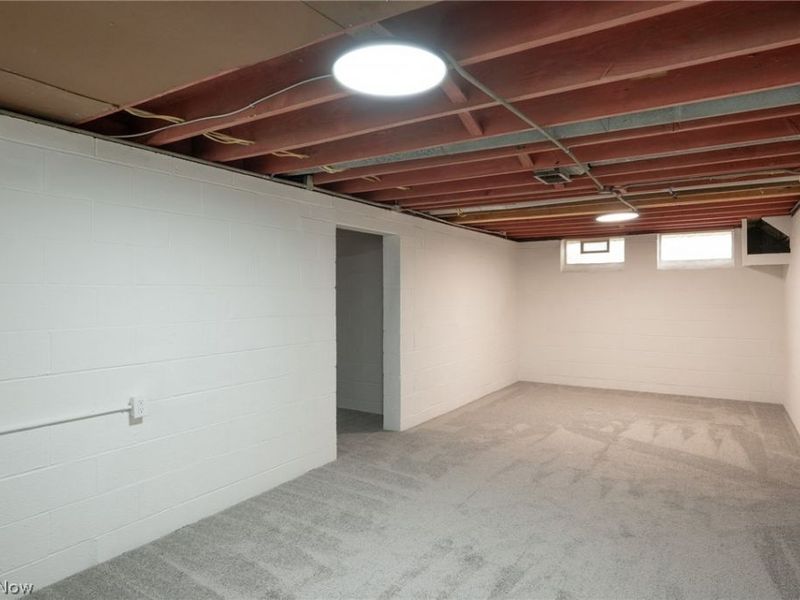 19200 Pasnow Avenue, Euclid, OH 44119 Photo 18