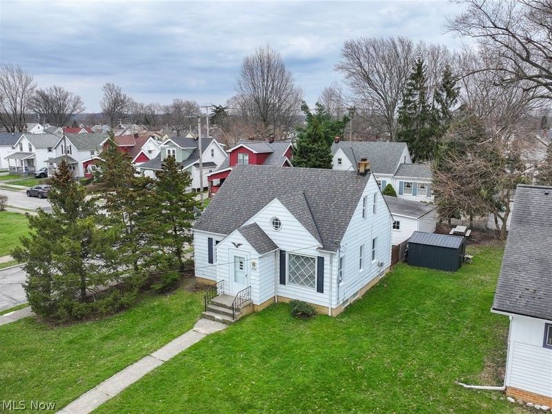 19200 Pasnow Avenue, Euclid, OH 44119 Photo 2