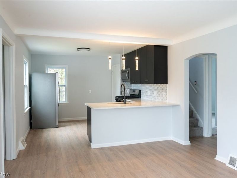 19200 Pasnow Avenue, Euclid, OH 44119 Photo 5