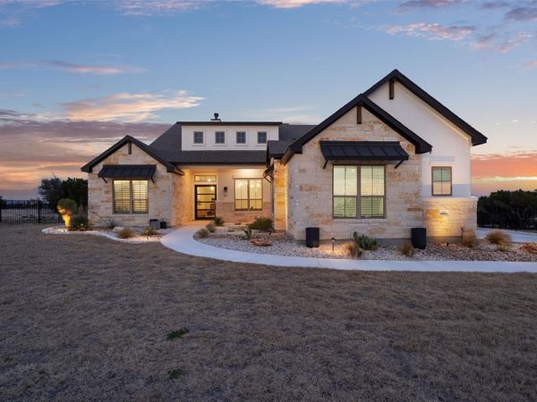 501 Francis CT, Liberty Hill, TX 78642