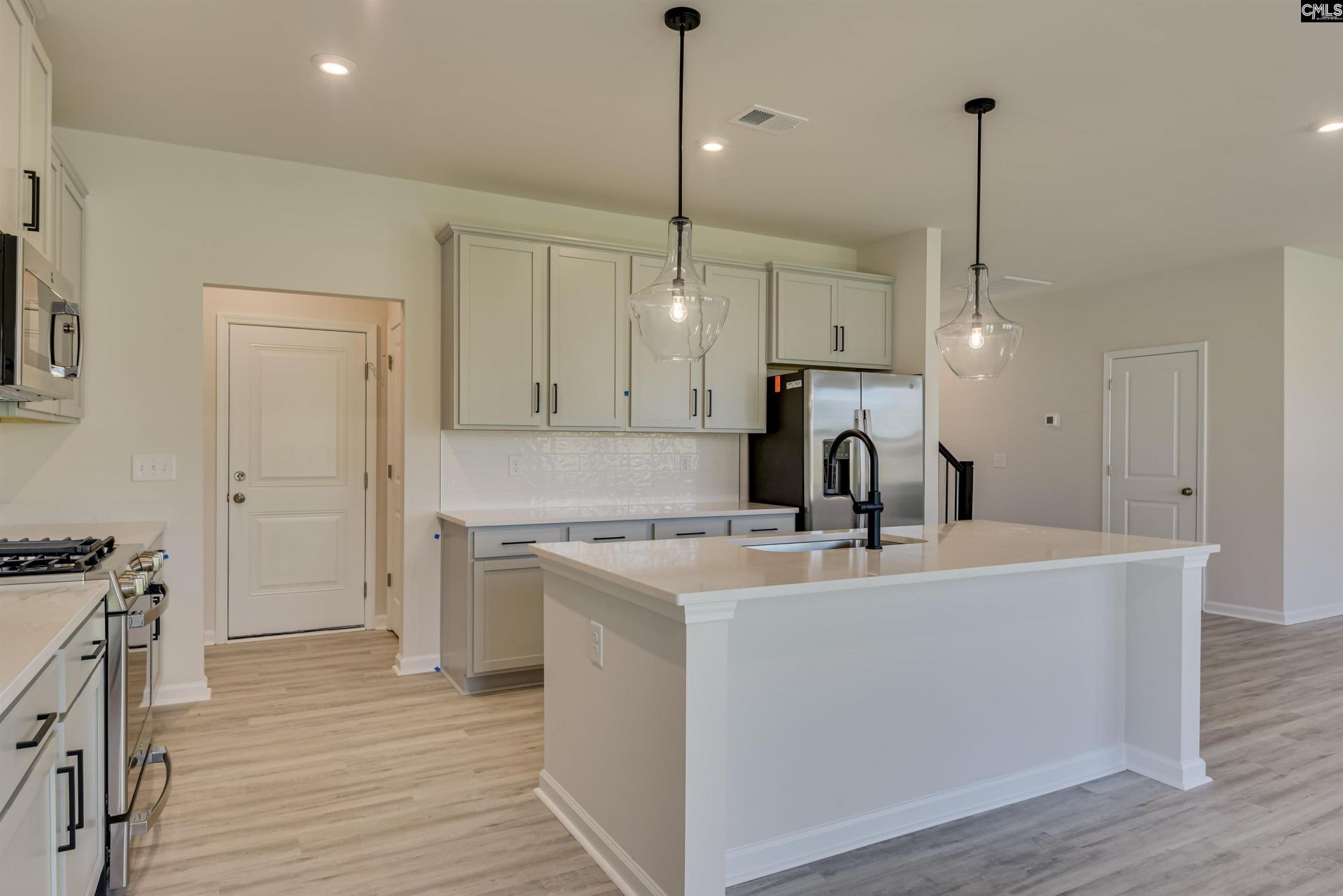 1931 Pink Orchard Court  Photo 9