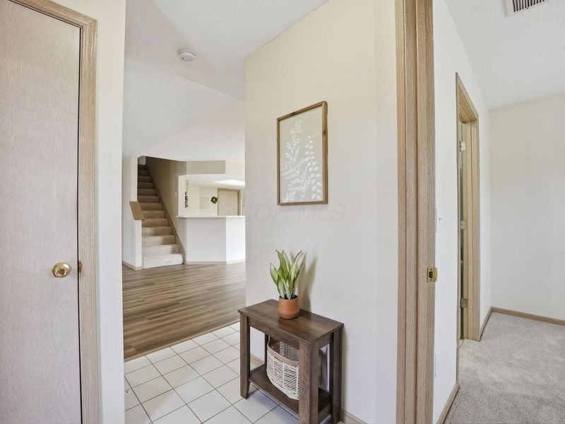 9383 Clermont Boulevard , Powell, OH 43065 Photo 3