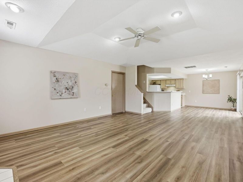 9383 Clermont Boulevard , Powell, OH 43065 Photo 8