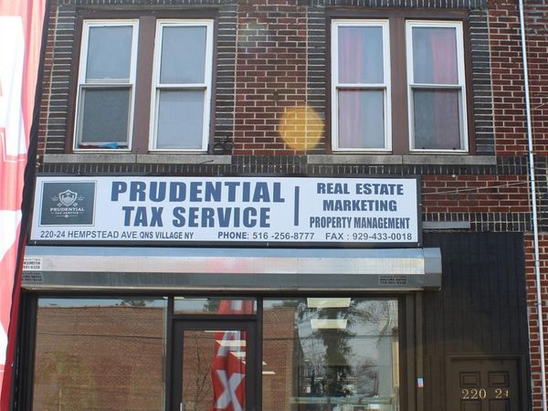 22024 Hempstead Avenue , Queens Village, NY 11429