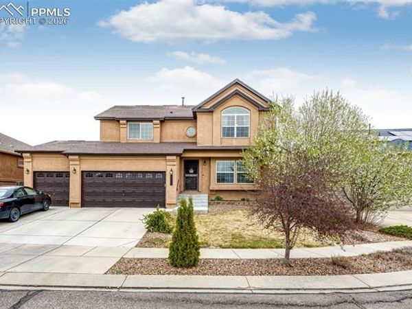 7664 Renegade Hill Drive, Colorado Springs, CO 80923