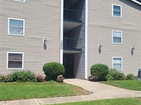2800 STEAMSHIP Circle, Unit 3B, River Ridge, LA 70123
