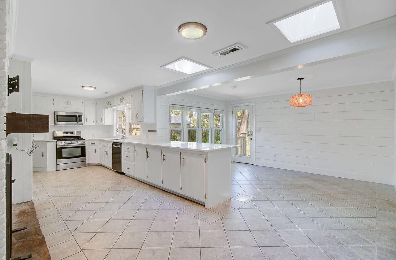 238 Howle Avenue Photo 11