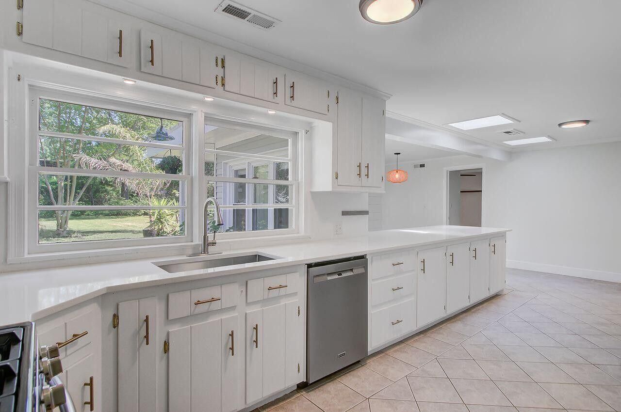 238 Howle Avenue Photo 15