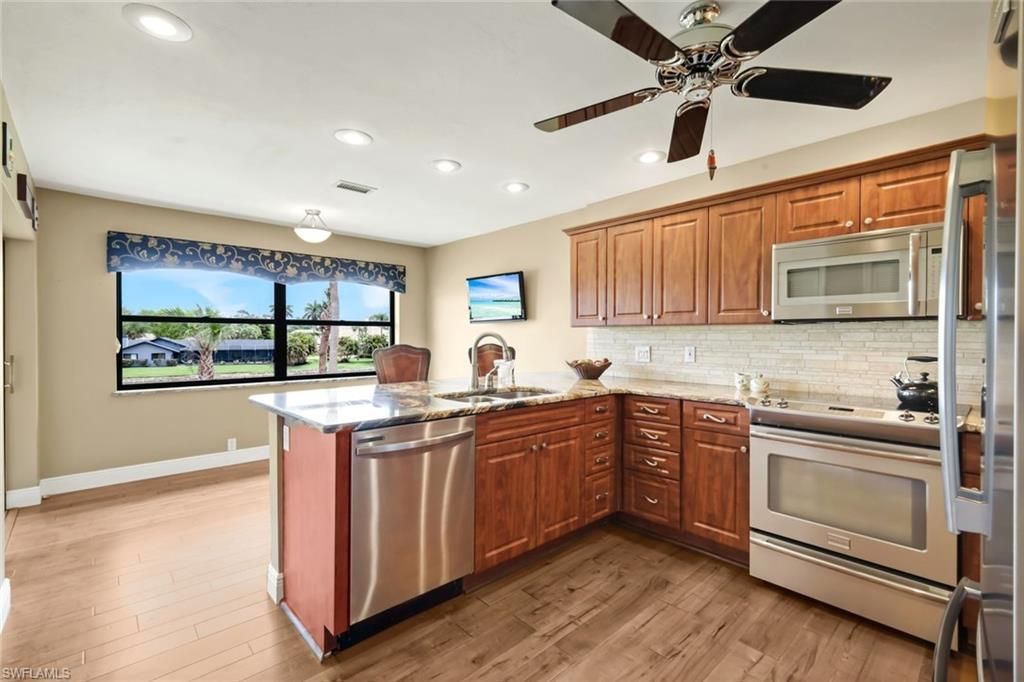 16301 Fairway Woods Dr, Unit 805, Fort Myers, FL 33908 Photo