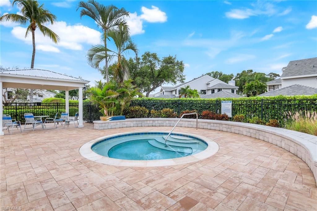 16301 Fairway Woods Dr, Unit 805, Fort Myers, FL 33908 Photo