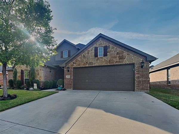 1635 St Croix Street, Burleson, TX 76028