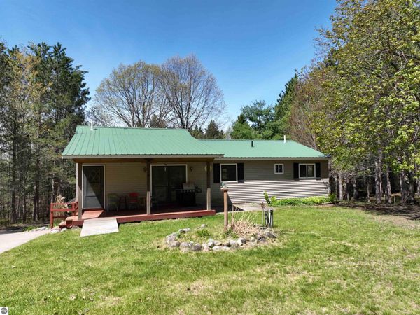 319 Lund Road, Fife Lake, MI 49633