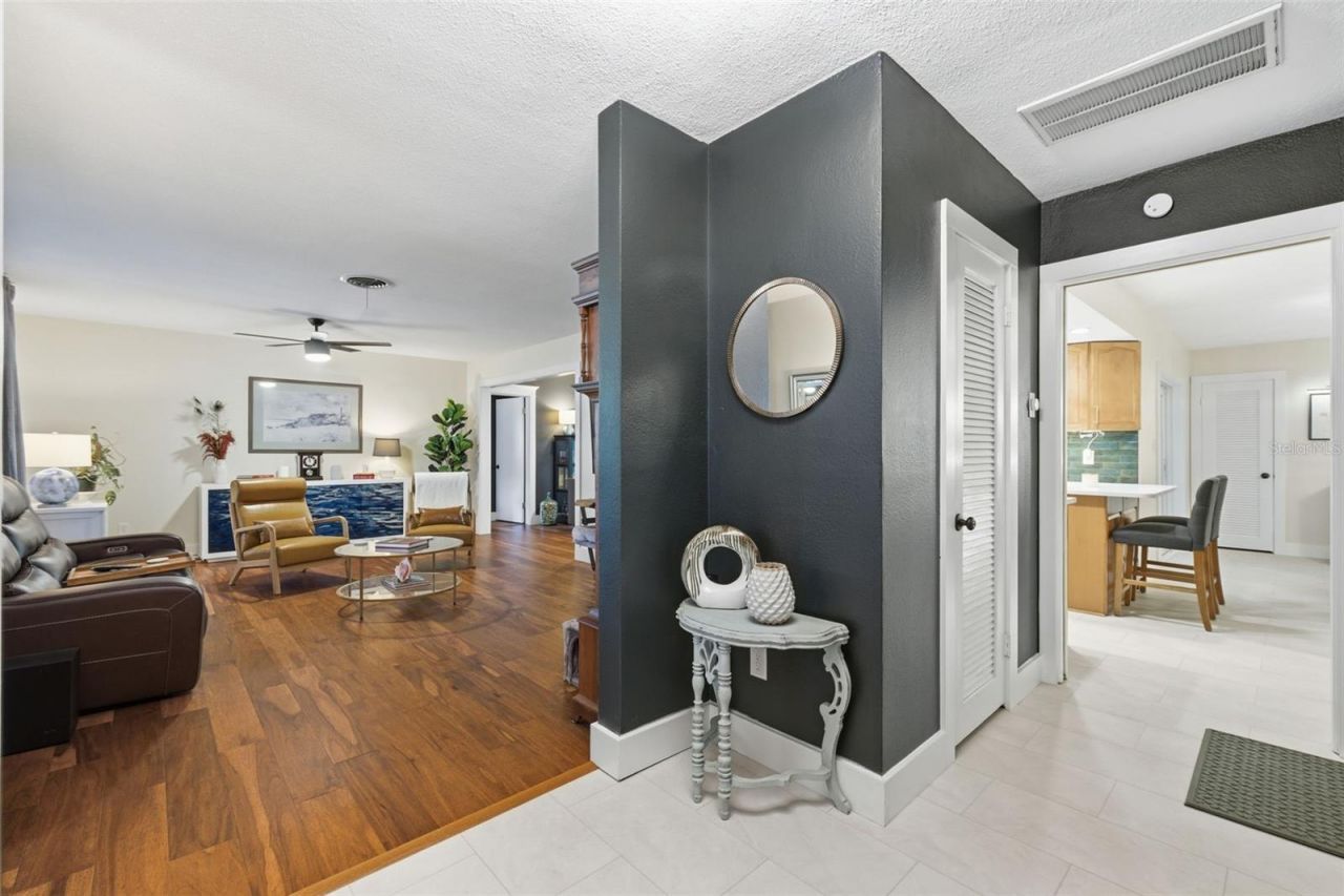 3491 83rd Street N, Saint Petersburg, FL 33710 Photo