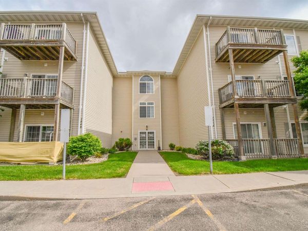 7446 S Louise Ave, Unit 202, Sioux Falls, SD 57108