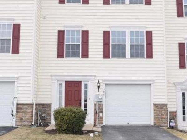 326 LAROSE DRIVE , COATESVILLE, PA 19320