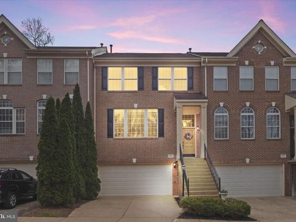 20660 MUDDY HARBOUR SQUARE, STERLING, VA 20165