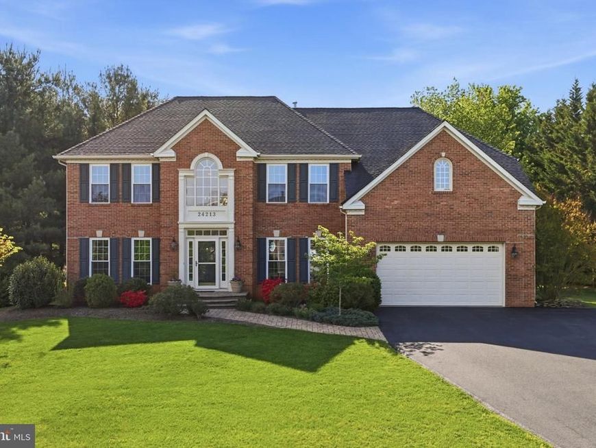 24213 Hailey Drive, Damascus, MD 20872 Main Photo