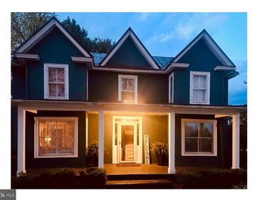 18 E LOUDOUN STREET, ROUND HILL, VA 20141