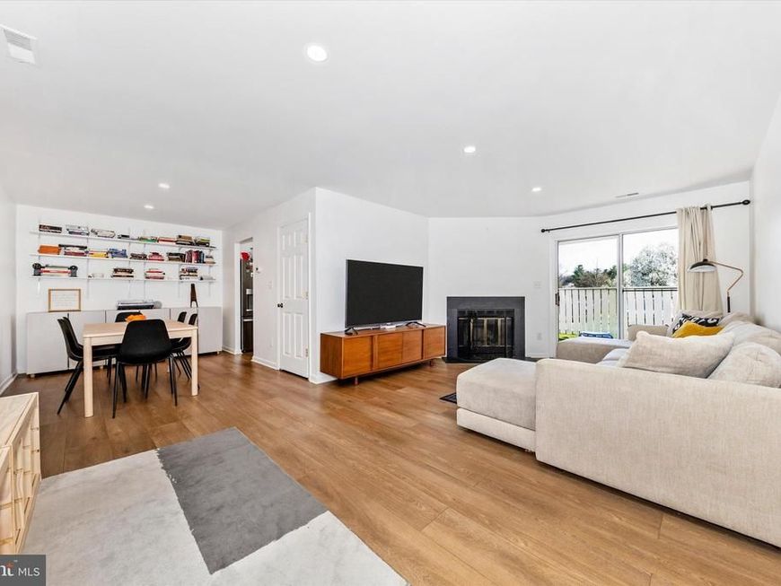 11430 Locustdale Terrace, Unit 231, Germantown, MD 20876 Main Photo