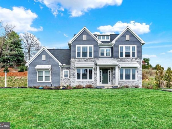 1033 LITITZ BEND DRIVE, LITITZ, PA 17543