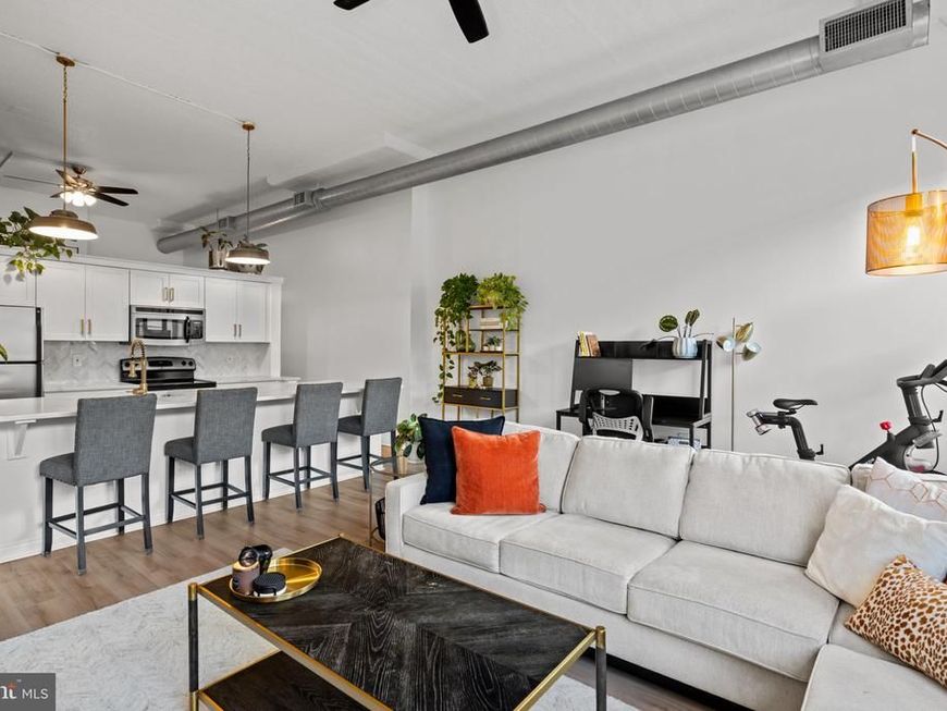 2429 Locust Street, Unit 314, Philadelphia, PA 19103 Main Photo
