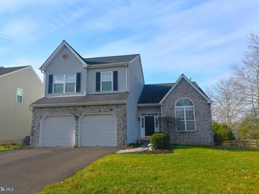 100 INDIAN CREEK WAY, CHALFONT, PA 18914