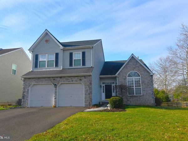 100 INDIAN CREEK WAY , CHALFONT, PA 18914