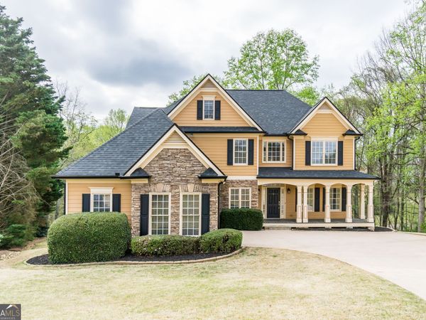 8670 Woodland View Drive, Gainesville, GA 30506