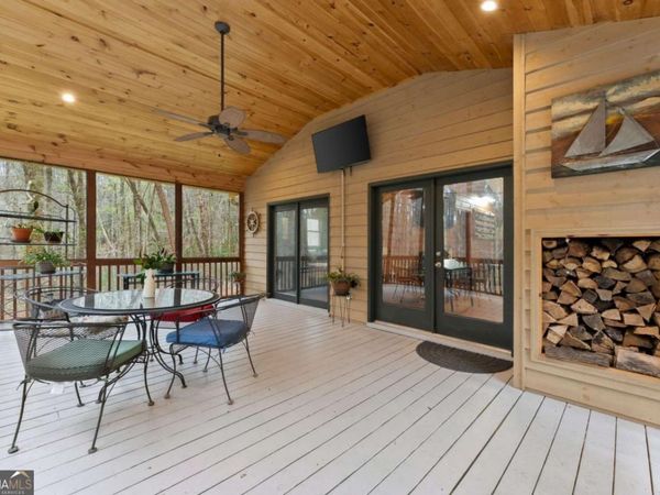 301 Hawks Nest, Sautee Nacoochee, GA 30571