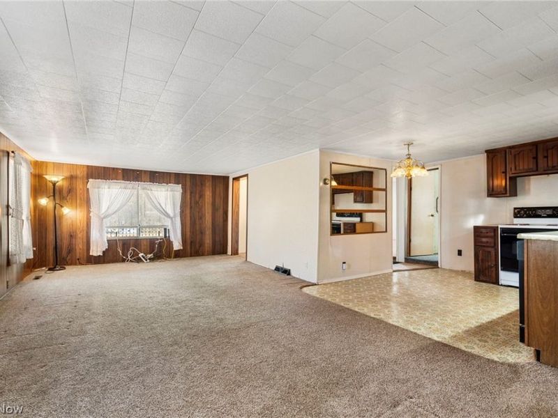 550 Johnson Avenue, Alliance, OH 44601 Photo 11