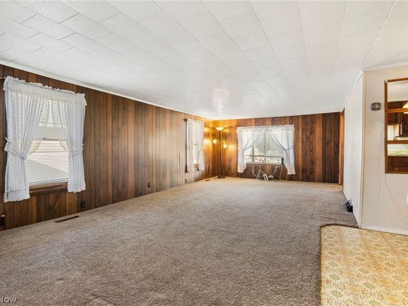 550 Johnson Avenue, Alliance, OH 44601 Photo 13